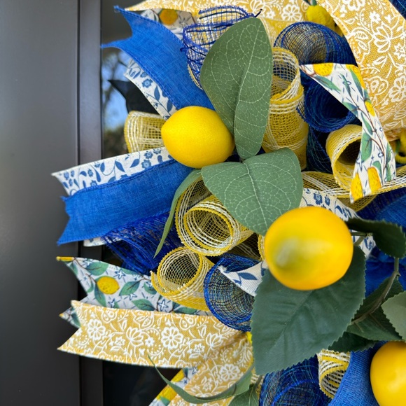 Squeeze the Day with a Lemon Wreath 🍋 - Picture 5 of 6